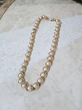 Vintage Napier Gold Tone Textured Chain Faux Pearl Necklace